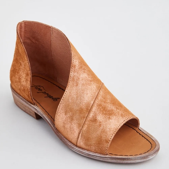 Free People 'Mont Blanc' Rose Asymmetrical Sandal UE38/US8